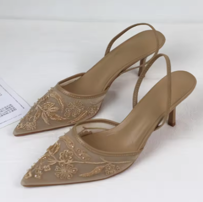 Sandalias de tacón de lujo, bordado de malla elegantes.